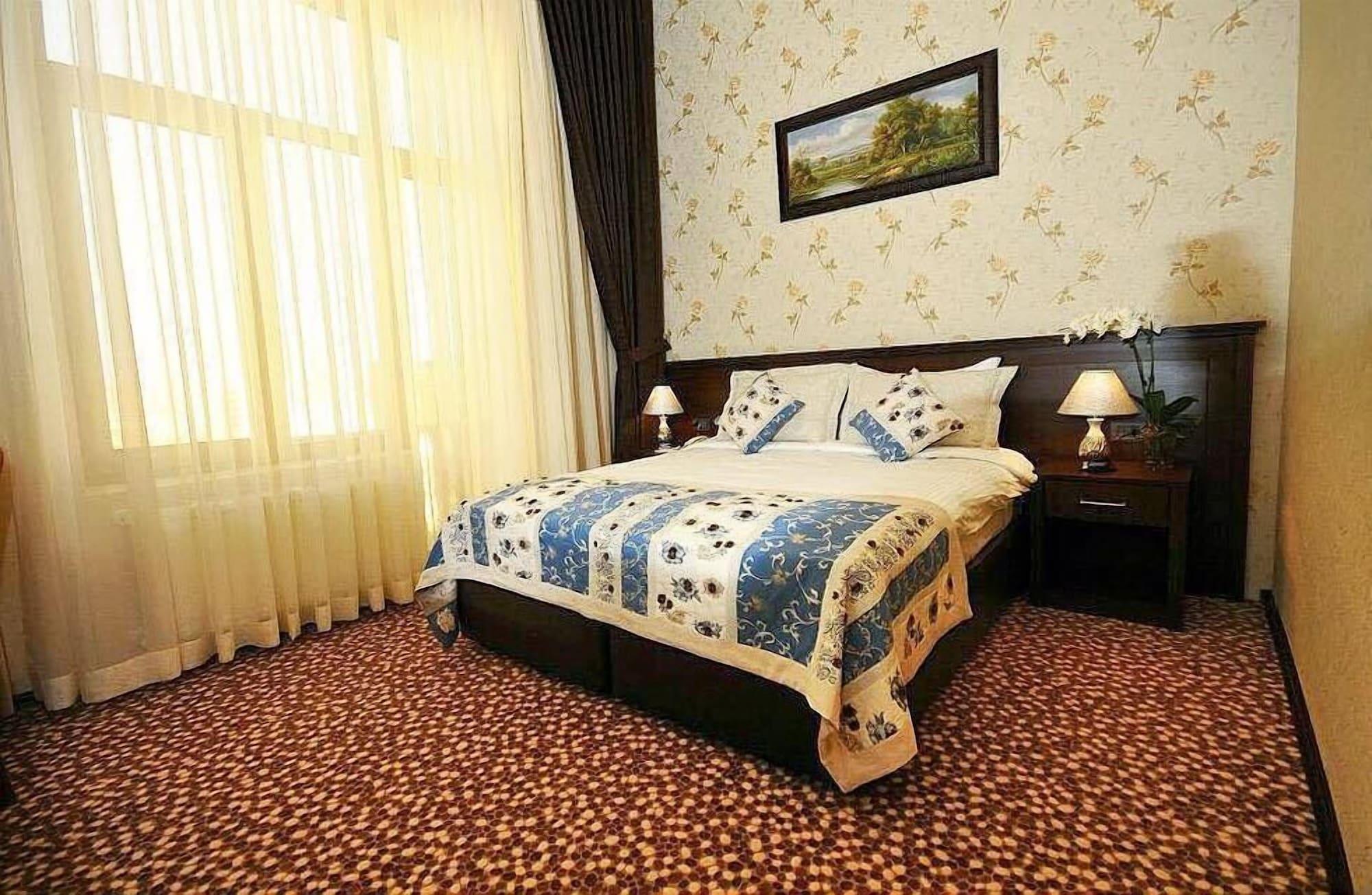 Central Park Baku Ngoại thất bức ảnh
