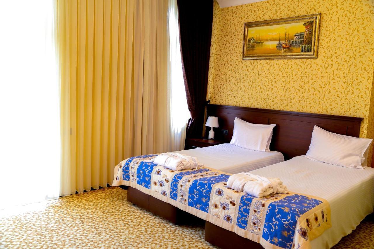 Central Park Baku Ngoại thất bức ảnh