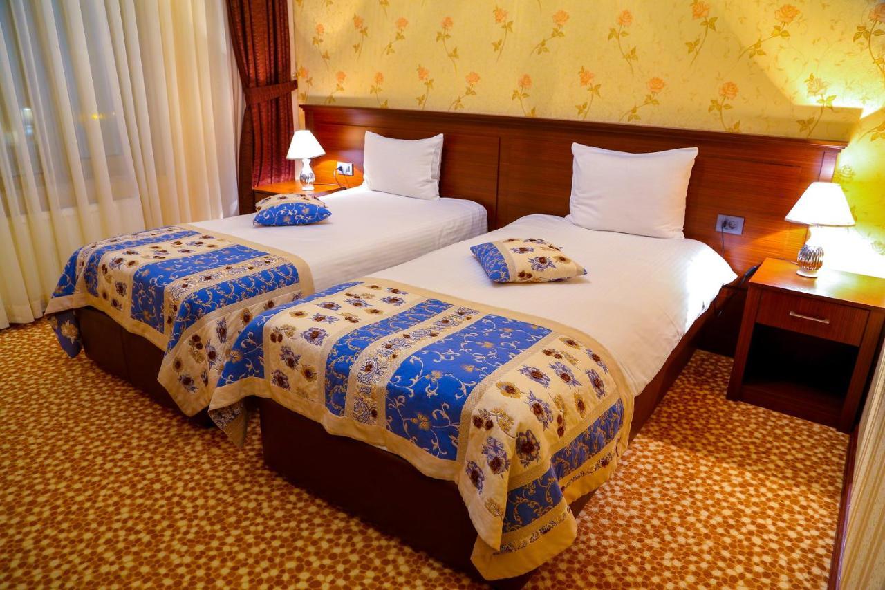 Central Park Baku Ngoại thất bức ảnh