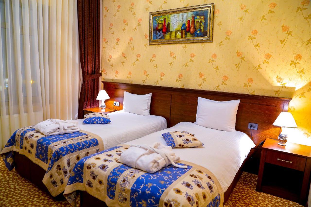 Central Park Baku Ngoại thất bức ảnh
