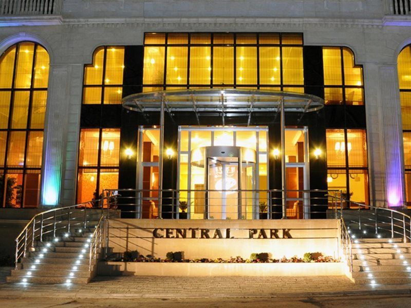 Central Park Baku Ngoại thất bức ảnh